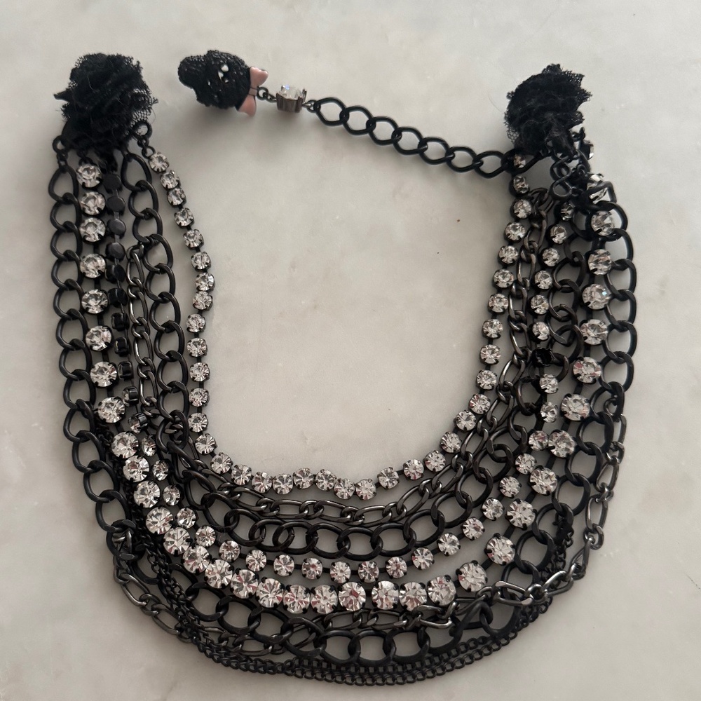 Betsey Johnson chain layer necklace with skull